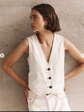 DISSH LENNON OFF WHITE DENIM VEST (Size 6)